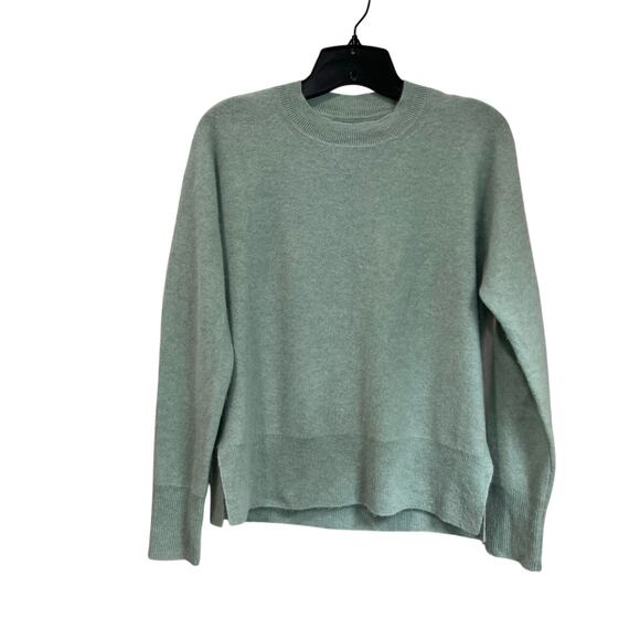 Tahari 100% Cashmere Sweater Mint Green Soft Knit Minimalist Pullover Sz S - Picture 1 of 8